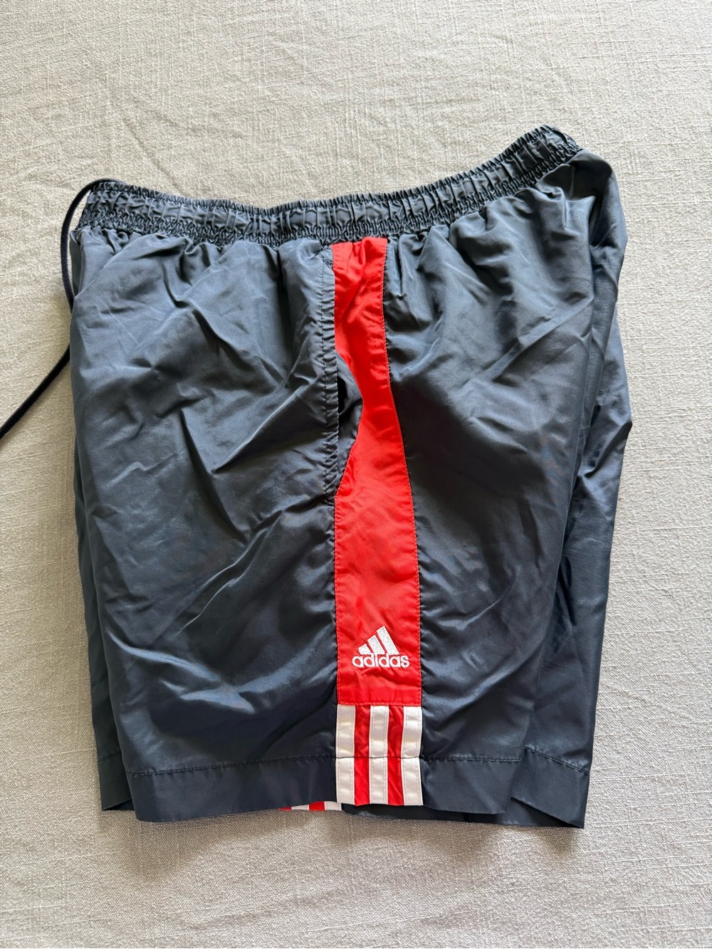 Vintage Adidas Shorts Men’s size small